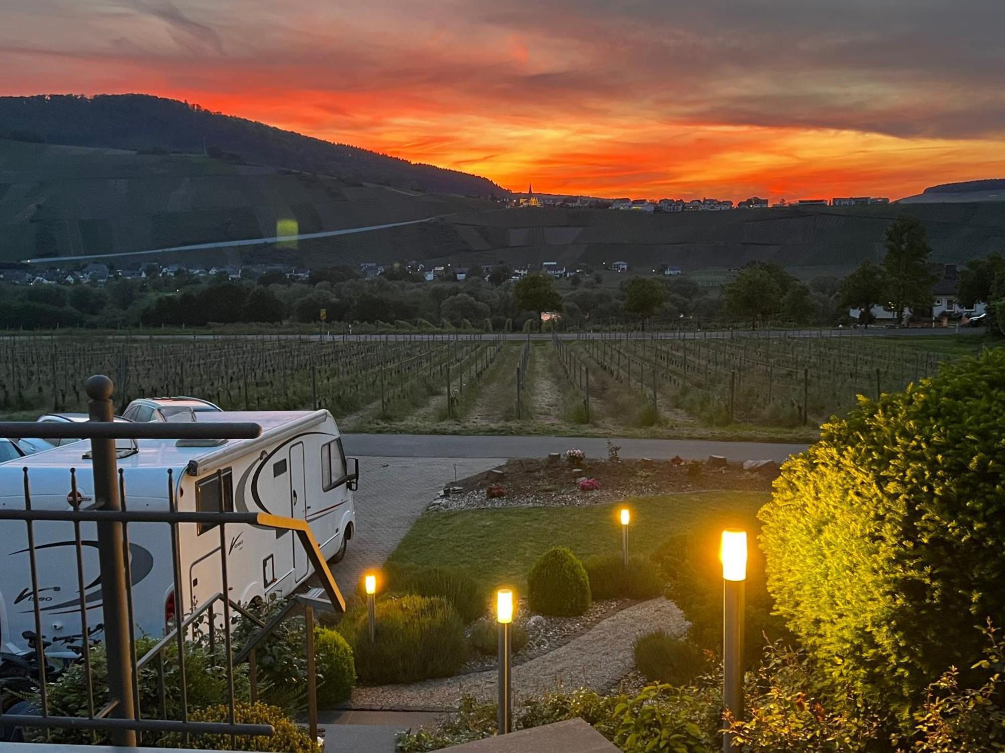 Готель Weingut Bastian Браунеберґ Екстер'єр фото